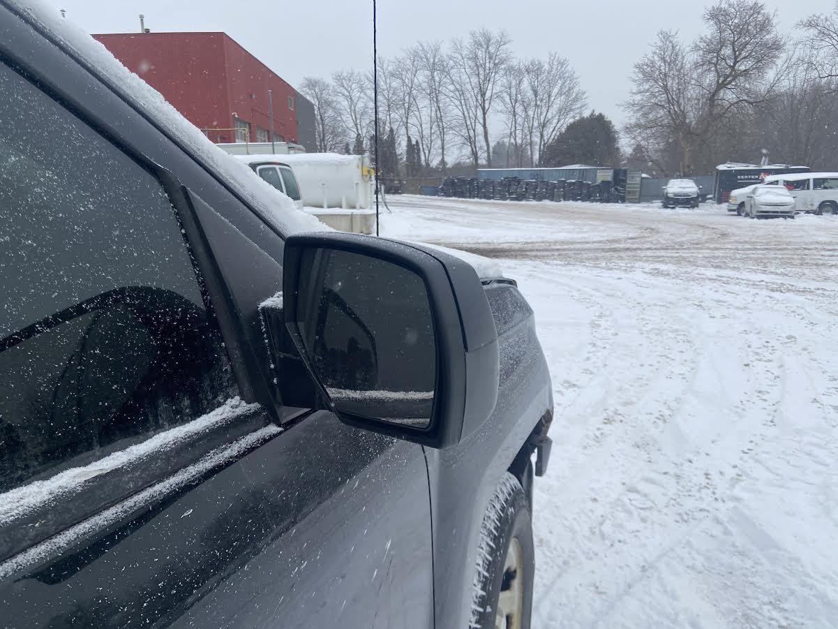 Used OEM RH Passenger Door Mirror 2014-2015 Chevrolet Silverado, GMC Sierra 84342030