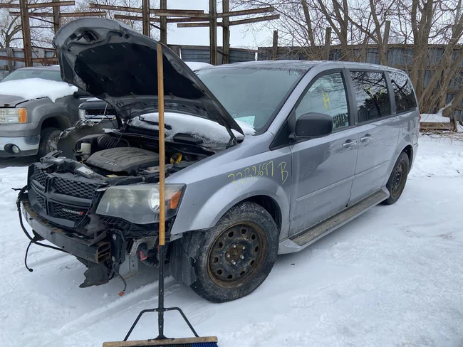 Used OEM Totally Integrated Power Control Module (TIPM) 2014 Caravan 68217405AA