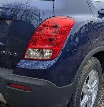 Used OEM RH Taillight fits 2013-2022 Chevrolet Trax 42599455