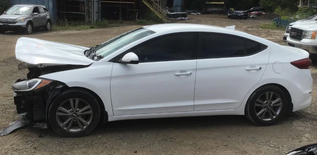 Used OEM L Door Mirror w/o memory, w/ blind spot, w/ turn signal fits 2017-2018 Hyundai Elantra 87610F3030 87610F2290