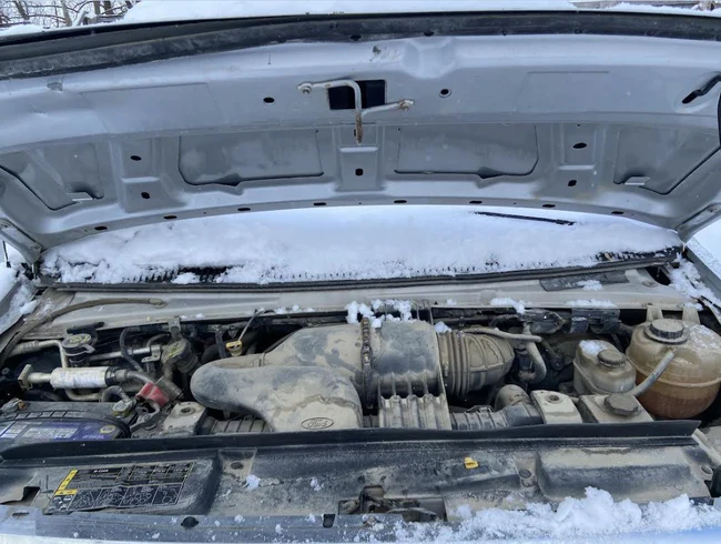 Used OEM Alternator fits 2009-2014 Ford E150/E250 4.6L/5.4L, 2009-2016 Ford E350 9C2T10300DA