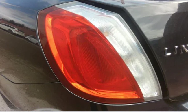 Used OEM LH Driver Side Taillight fits 2009-2012 Lincoln MKS AA5Z13405A