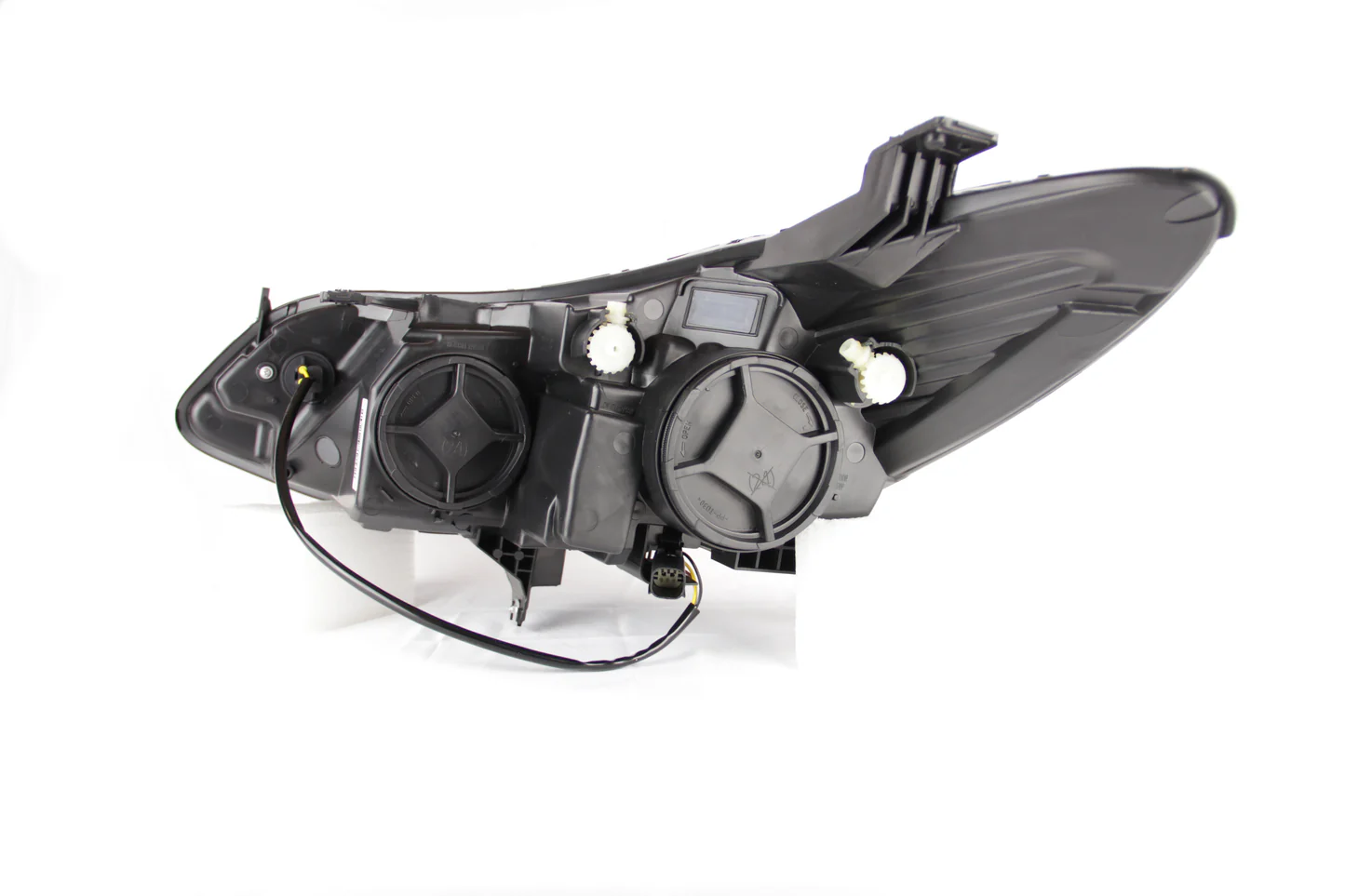 New Halogen without LED Right Headlight fits 2016-2019 Chevrolet Cruze GM2503428, 84106697, 42680784, 84346646